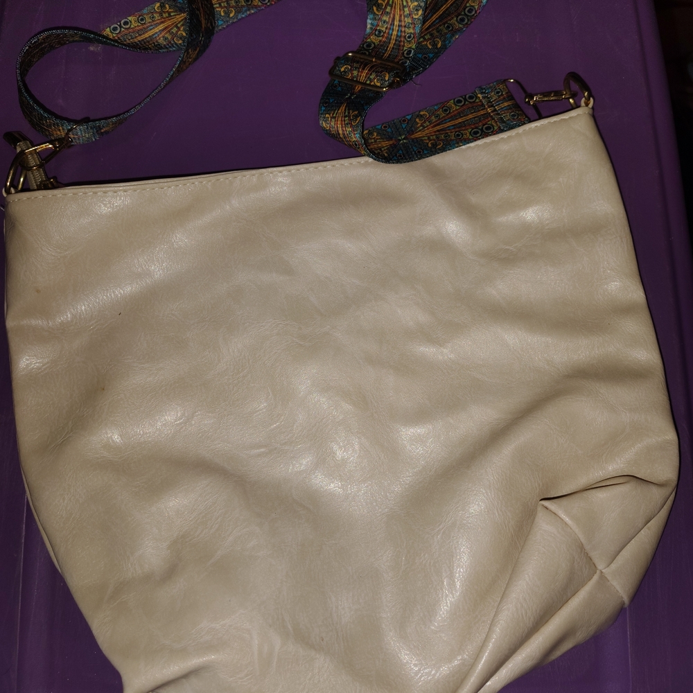 Elegant Cream Shoulder Bag W/Boho Style Removable Strap NWOT